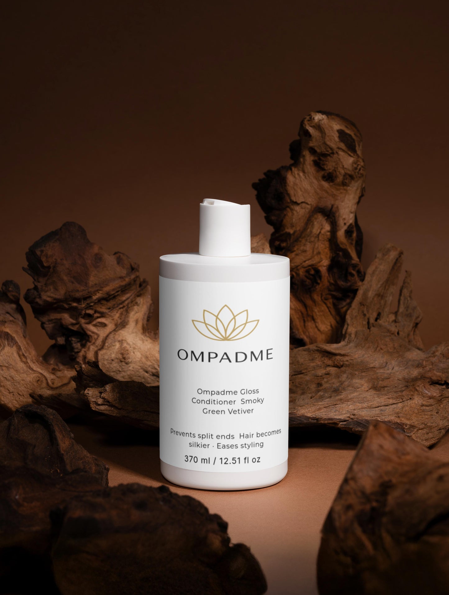 OMpadme Gloss Conditioner Smoky Green Vetiver
